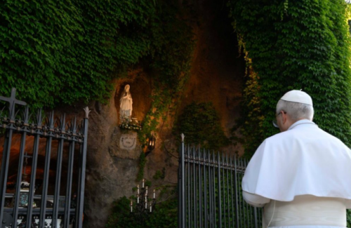 O Papa: redescobrir Maria como pilar do diálogo e caminho para a paz