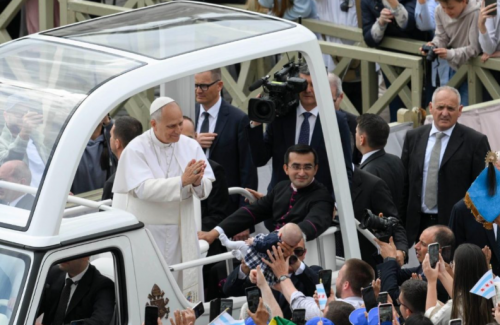 Papa: no dia de Nossa Senhora de Fátima, o clamor por paz e concórdia no mundo